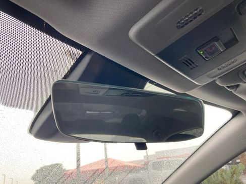 Used 2023 Toyota Camry SE image 25