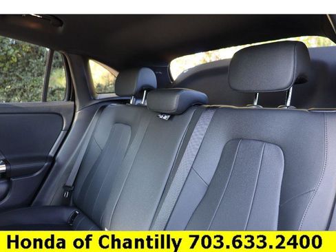 Used 2023 Mercedes-Benz GLA 250 image 24