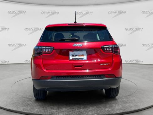 Used 2021 Jeep Compass Sport w/ Cold Weather Group FWD image 7