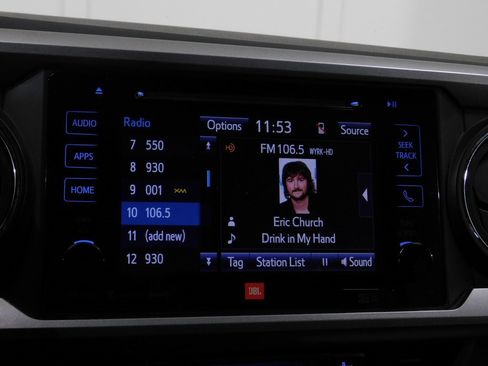 Used 2017 Toyota Tacoma Limited image 51