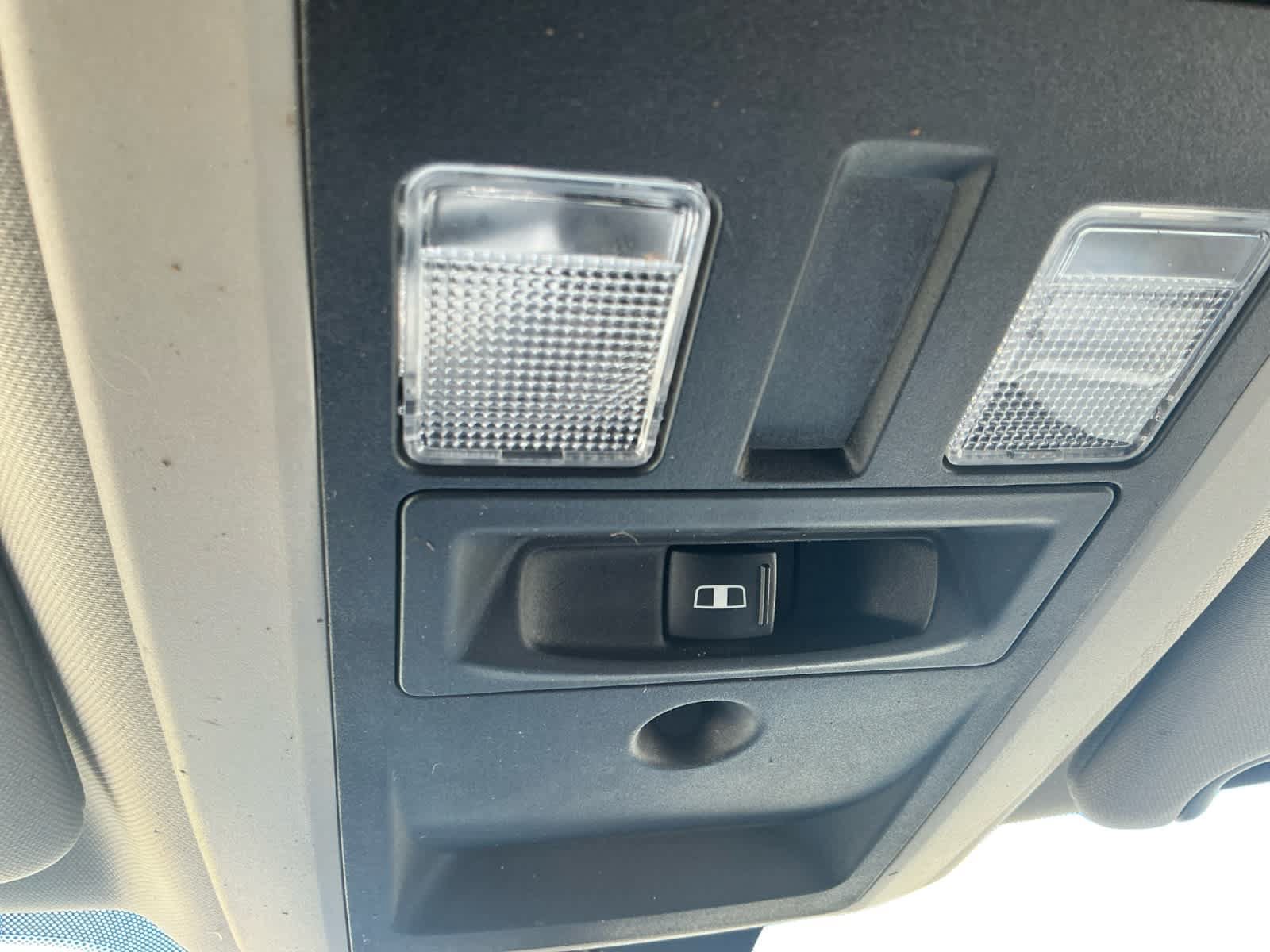 Used 2017 RAM 1500 Classic SLT AWD/4WD image 17