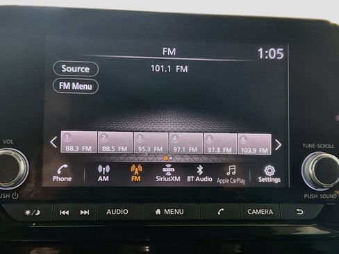 Used 2022 Nissan Pathfinder SV FWD image 10