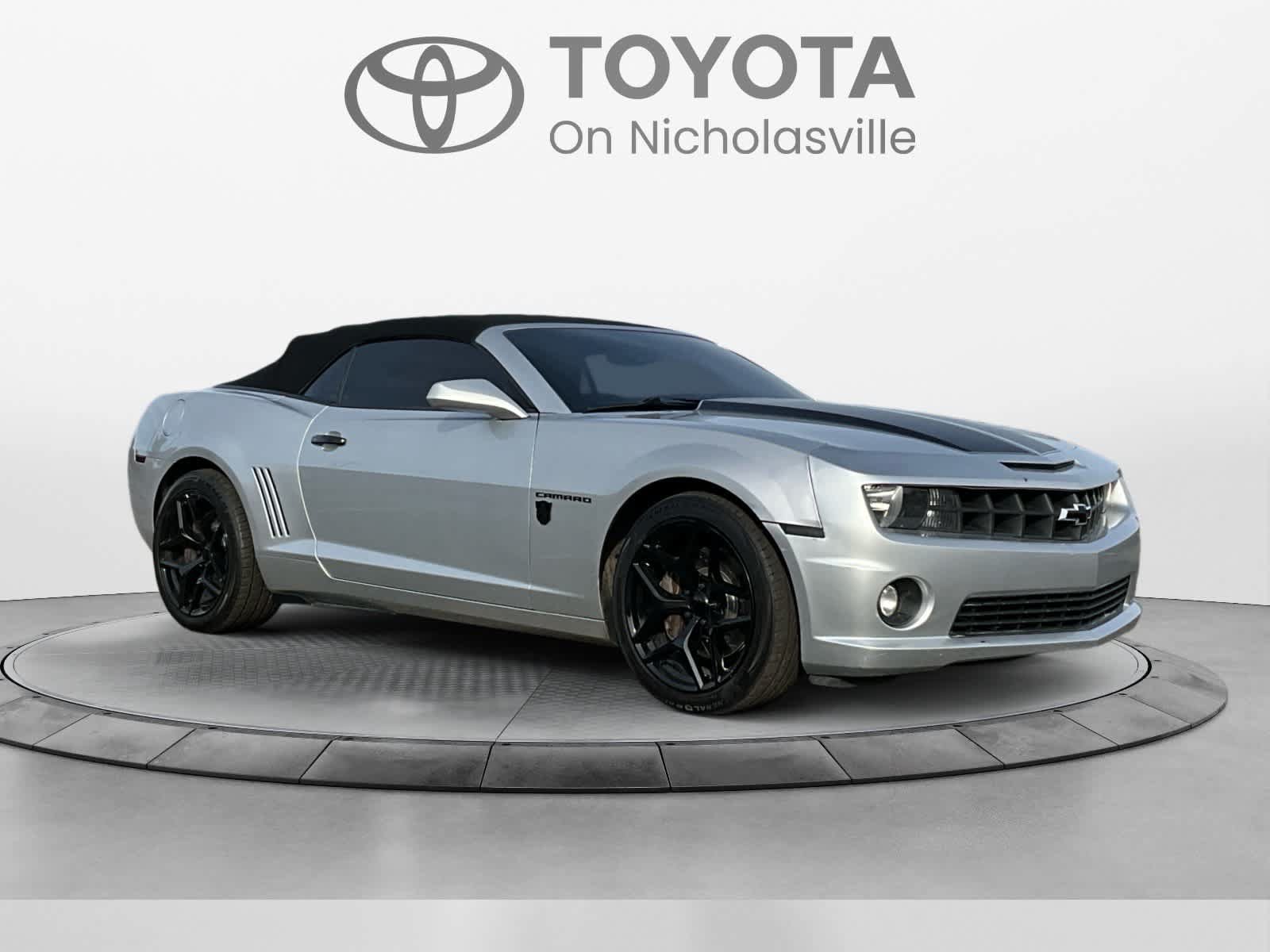 Used 2012 Chevrolet Camaro SS RWD image 15
