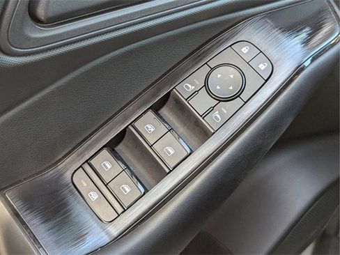 Certified 2025 Nissan Rogue S image 19