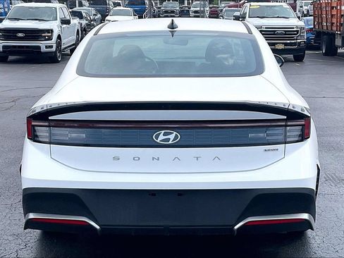Used 2026 Hyundai Sonata Blue FWD image 3