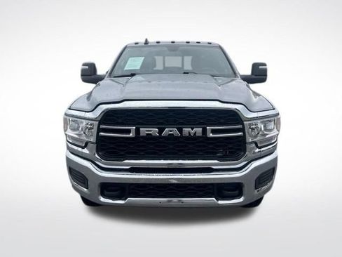 Used 2024 RAM 2500 Tradesman w/ Chrome Appearance Group AWD/4WD image 2