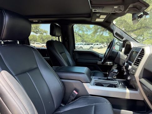 Used 2018 Ford F150 Lariat w/ Equipment Group 502A Luxury AWD/4WD image 14