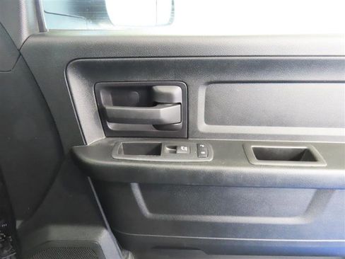 Used 2018 RAM 1500 Tradesman w/ Popular Equipment Group image 28