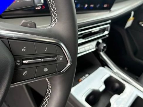 New 2026 Chevrolet Traverse LT w/ Midnight/Sport Edition AWD/4WD image 14
