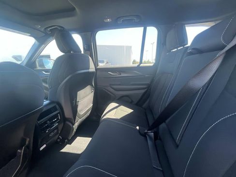 New 2025 Jeep Grand Cherokee Laredo X w/ Luxury Tech Group I image 13