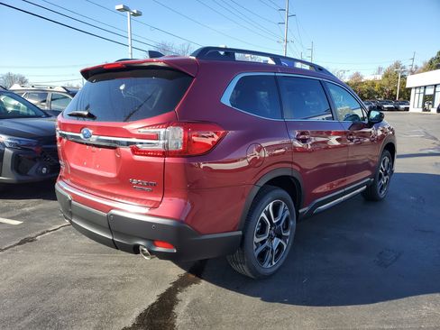 New 2026 Subaru Ascent Limited image 3