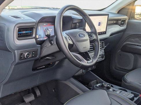 New 2025 Ford Maverick Lobo image 3