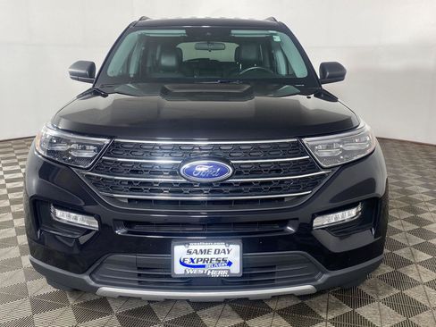 Used 2023 Ford Explorer XLT w/ Equipment Group 202A AWD/4WD image 27