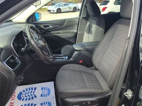 Used 2022 Chevrolet Equinox LT image 18