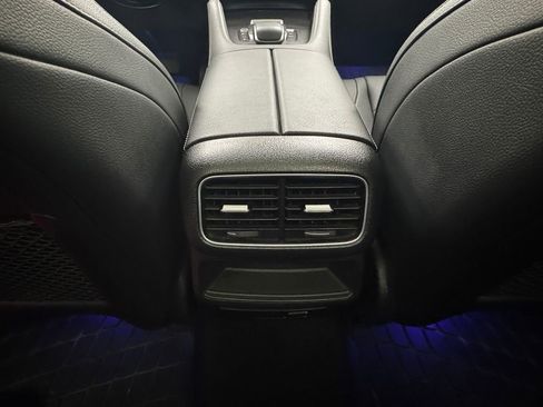 Used 2022 Mercedes-Benz GLE 350 4MATIC image 37