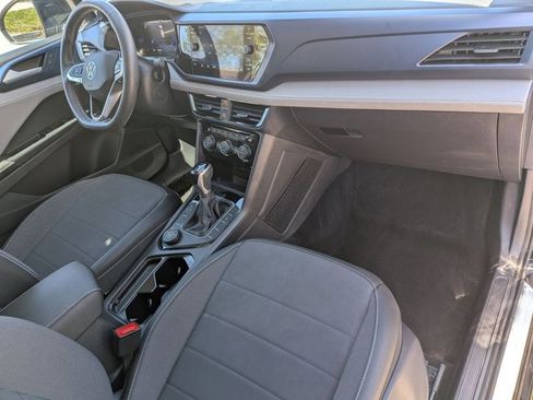 Used 2024 Volkswagen Taos SE image 22