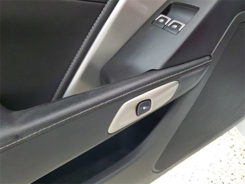 Used 2015 Chevrolet Corvette Stingray Coupe w/ Carbon Flash Badge Package image 11