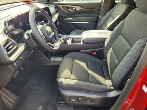 New 2026 Chevrolet Traverse LT w/ Driver Confidence Package image 8