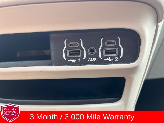 Used 2023 Chrysler Voyager LX FWD image 6