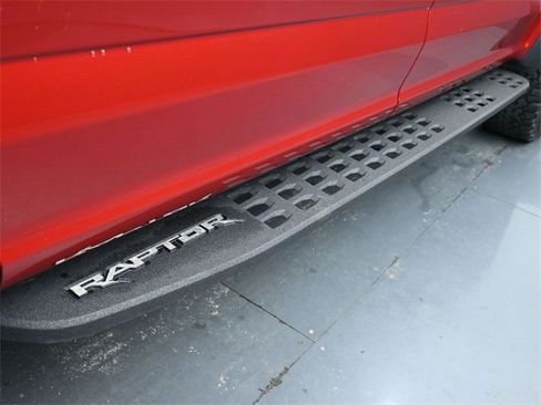 Used 2020 Ford F150 Raptor w/ Equipment Group 802A Luxury image 40