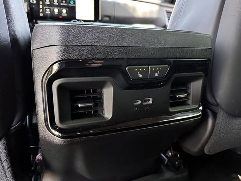 Used 2024 GMC Sierra 2500 AT4X w/ AT4X AEV Edition AWD/4WD image 25
