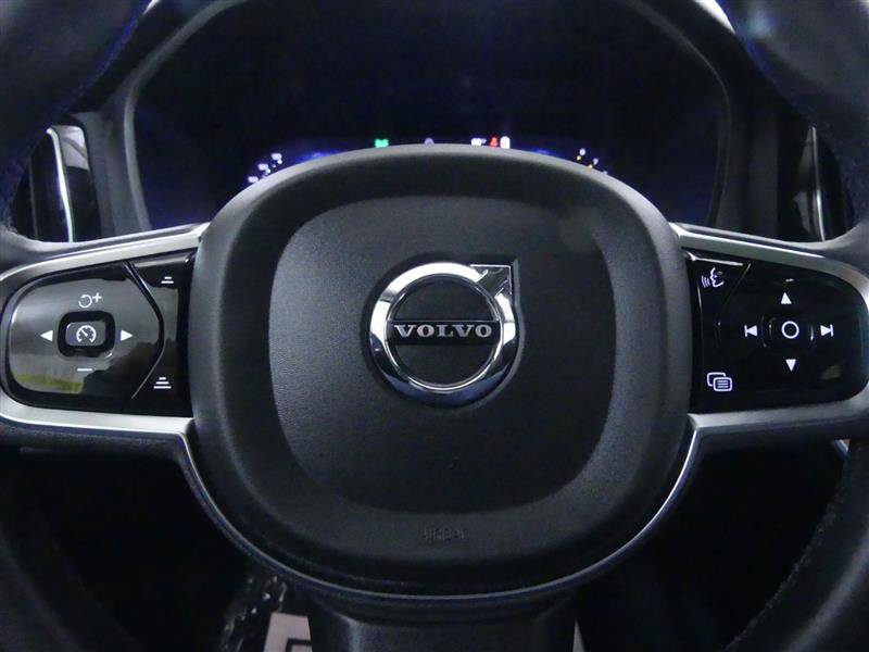 Used 2024 Volvo XC60 B5 Plus w/ Protection Package Premier AWD/4WD image 20