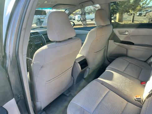 Used 2017 Toyota Camry LE image 10
