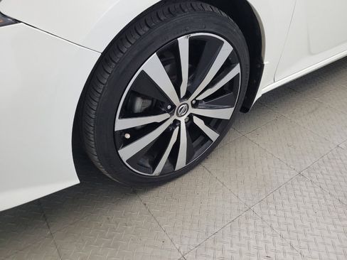 Used 2020 Nissan Altima 2.5 SR FWD image 31