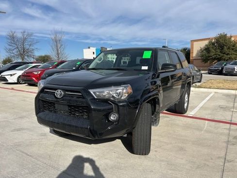 Used 2024 Toyota 4Runner SR5 image 7