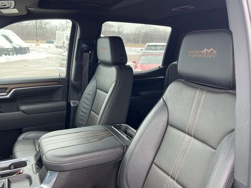 Used 2025 Chevrolet Silverado 1500 High Country w/ Midnight Edition image 10