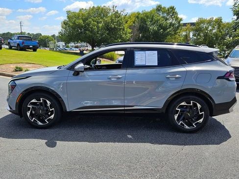 Used 2023 Kia Sportage SX image 4