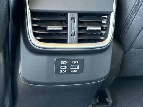 Used 2025 Subaru Outback Onyx Edition image 11