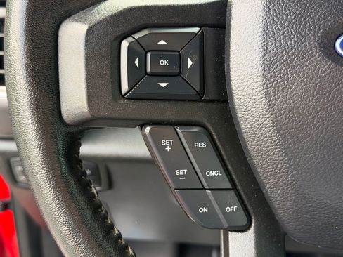 Used 2020 Ford F150 XLT w/ Equipment Group 302A Luxury AWD/4WD image 17