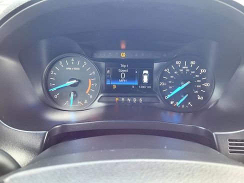 Used 2019 Ford Explorer XLT image 21