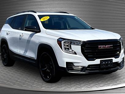 Used 2023 GMC Terrain SLE w/ Driver Convenience Package