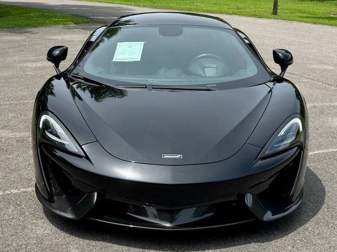 Used 2017 McLaren 570S Coupe RWD image 8