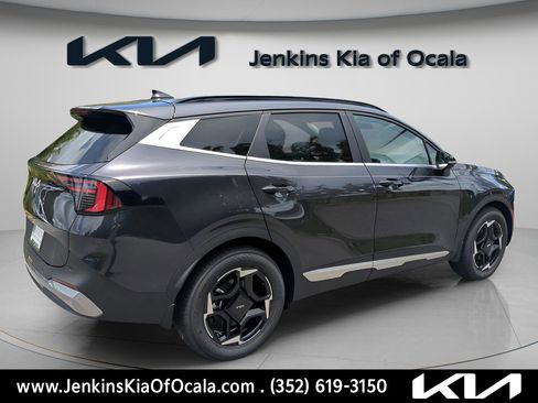 New 2026 Kia Sportage EX w/ EX Panorama Roof Package image 3