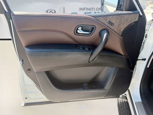 Used 2023 INFINITI QX80 Premium Select w/ All-Season Package RWD image 21
