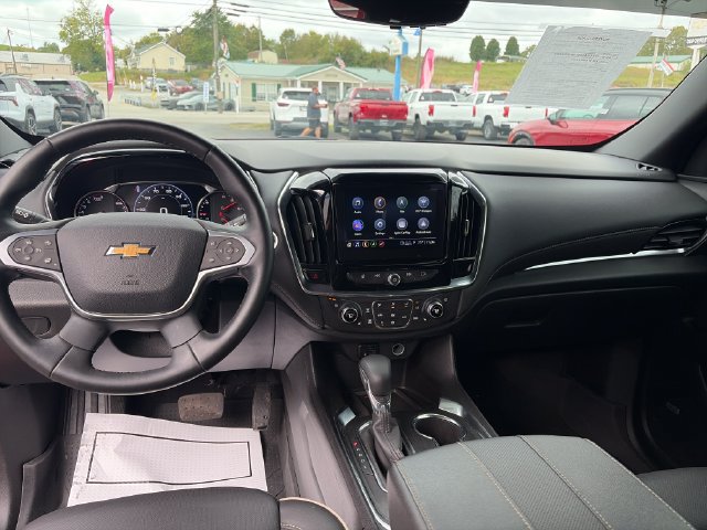 Used 2023 Chevrolet Traverse Premier w/ LPO, Floor Liner Package AWD/4WD image 12