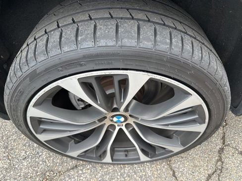 Used 2018 BMW X5 xDrive50i image 10