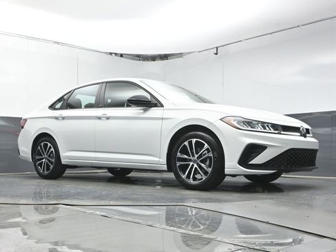 New 2026 Volkswagen Jetta Sport FWD image 38