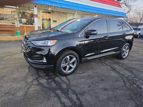 Used 2019 Ford Edge SEL w/ Equipment Group 201A image 2