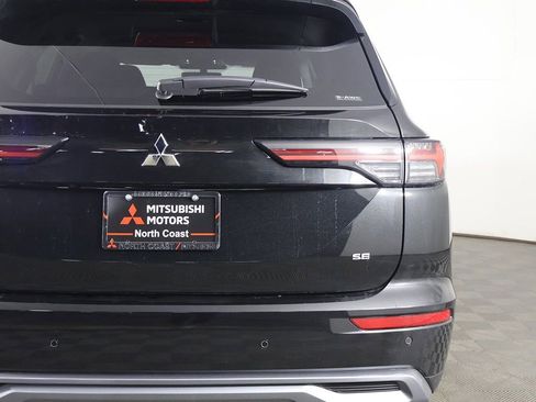 New 2026 Mitsubishi Outlander SE AWD/4WD image 18