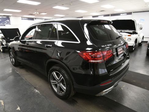 Used 2020 Mercedes-Benz GLC 300 4MATIC image 5