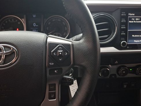Used 2020 Toyota Tacoma SR5 image 21