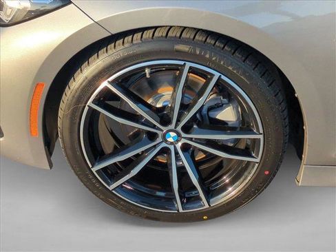 Certified 2023 BMW 330i Sedan w/ M Sport Package image 25