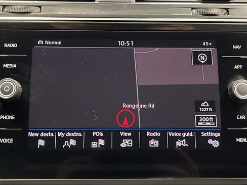 Used 2018 Volkswagen Tiguan SEL image 15