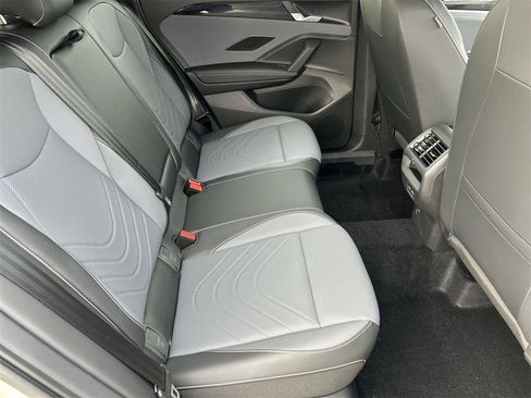 New 2026 Volkswagen Tiguan SE R-Line image 9