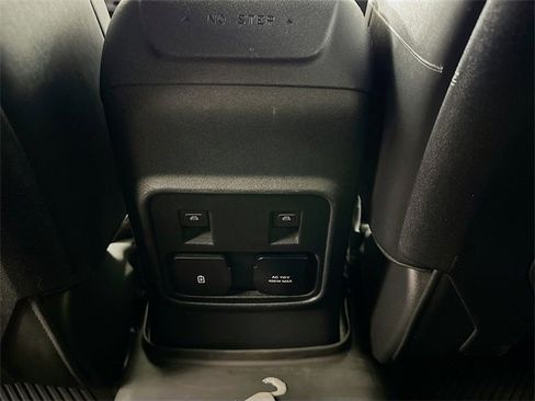 Used 2022 Ford Bronco Raptor image 32