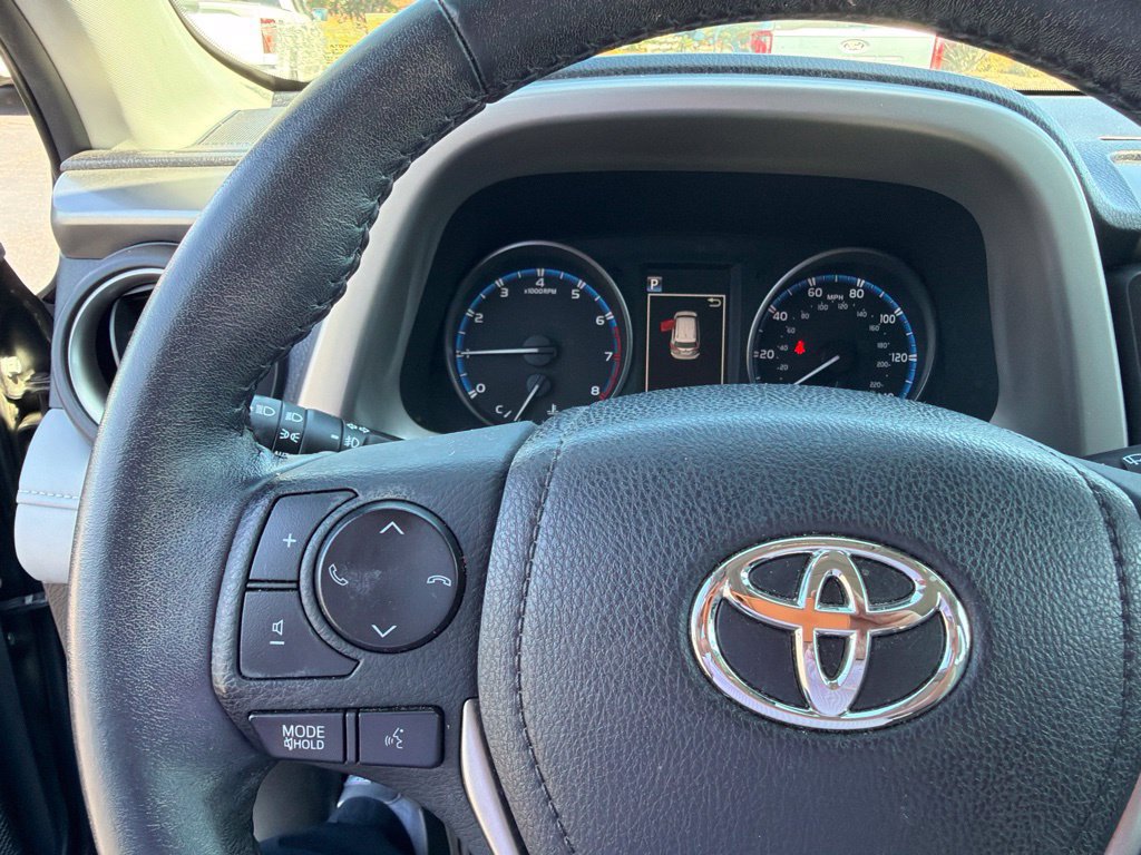Used 2017 Toyota RAV4 XLE w/ Plus Extra Value Package AWD/4WD image 6